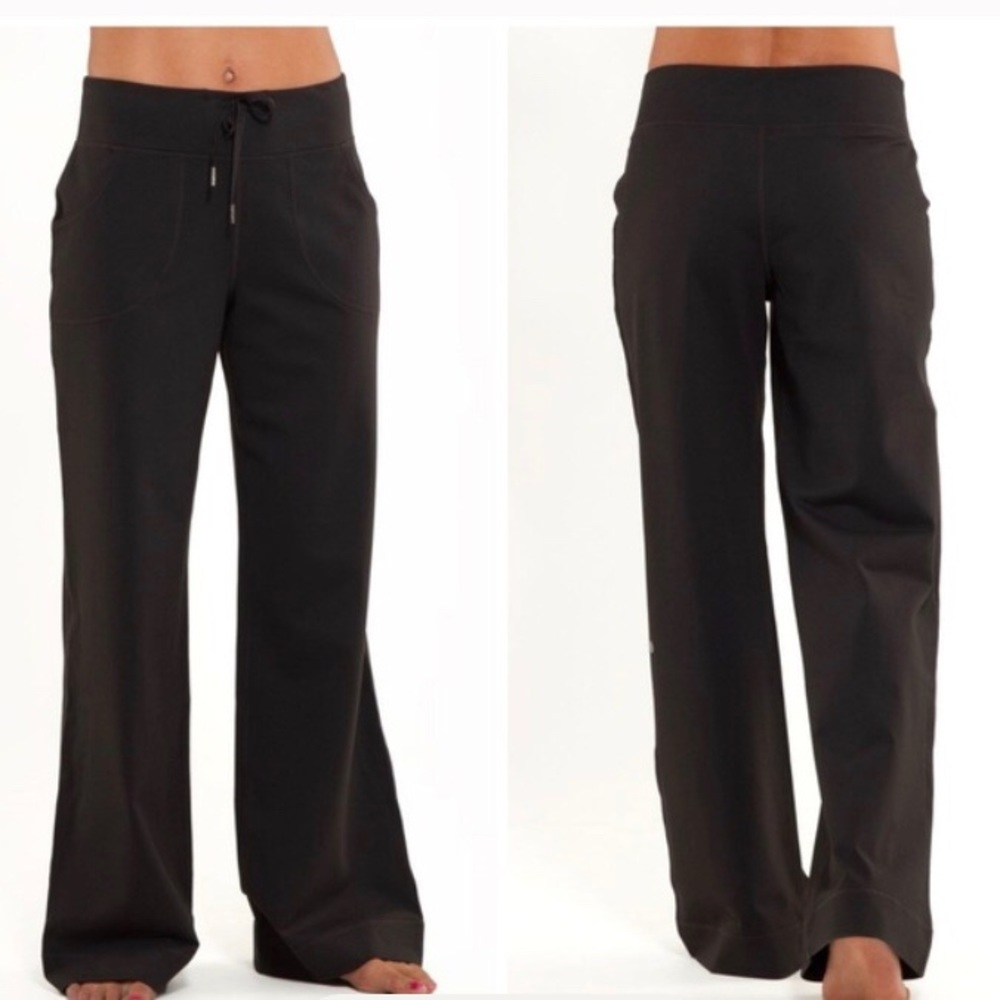Lululemon still pant in black